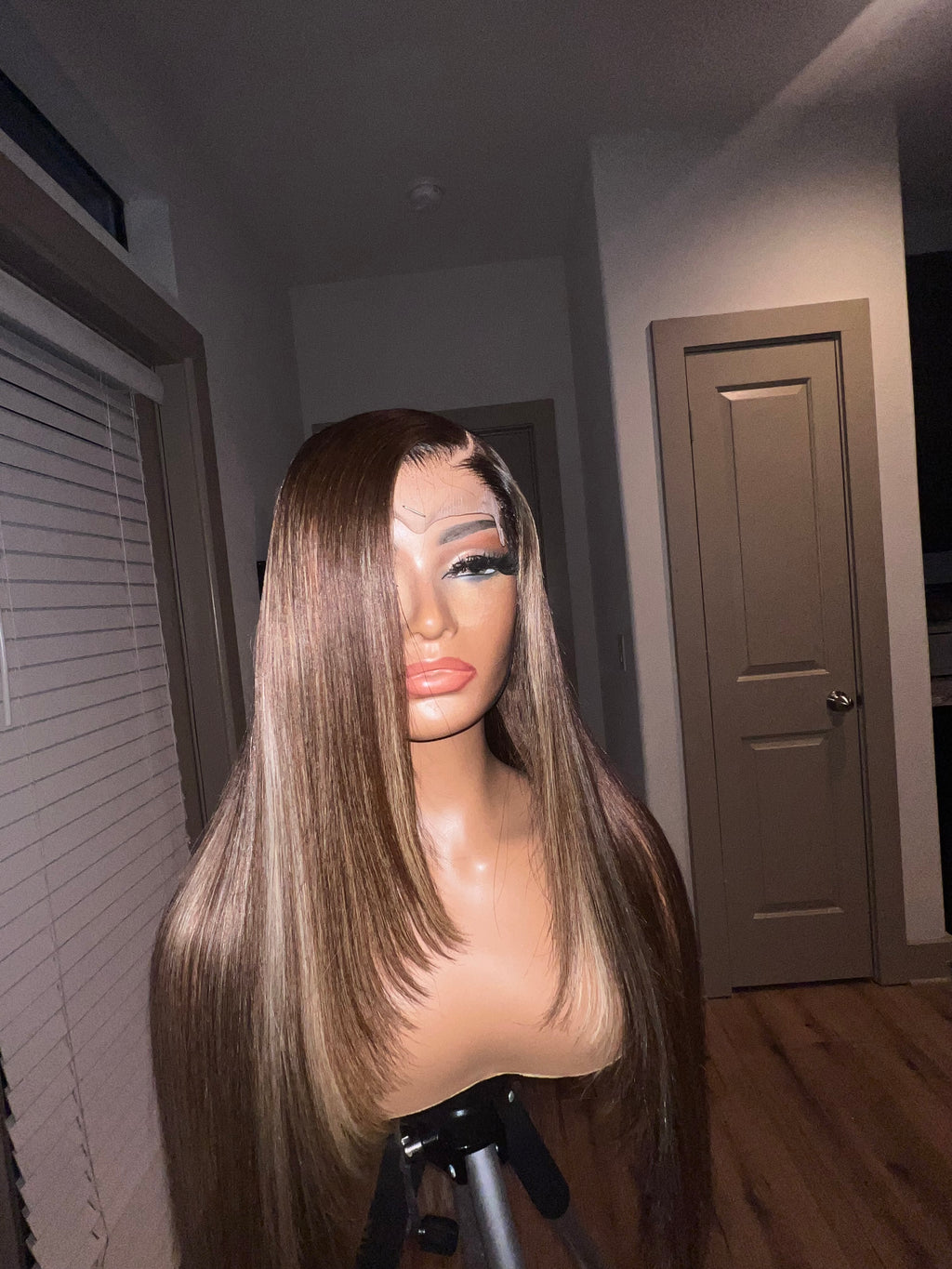 “Nia”