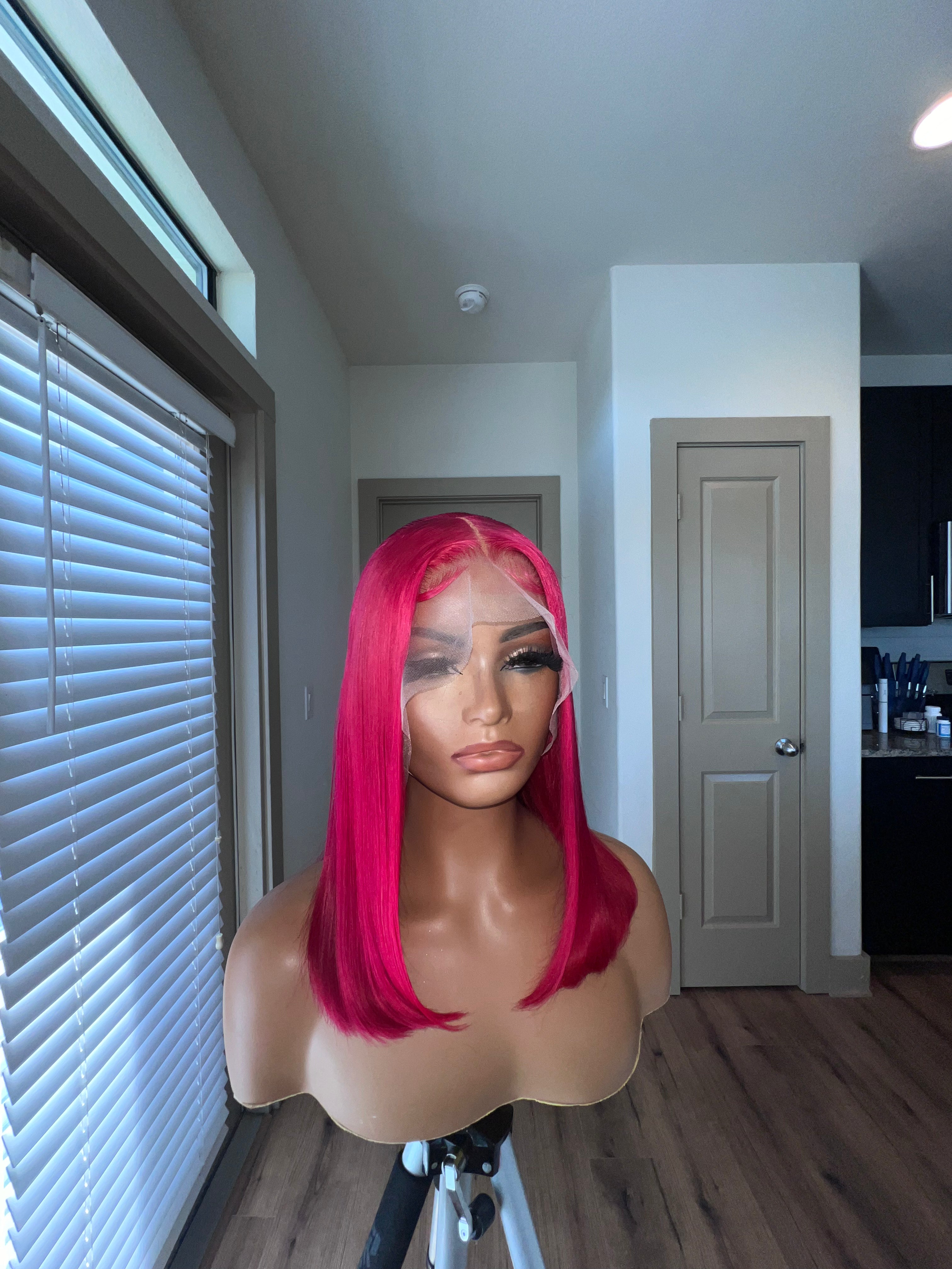"MAGENTA"
